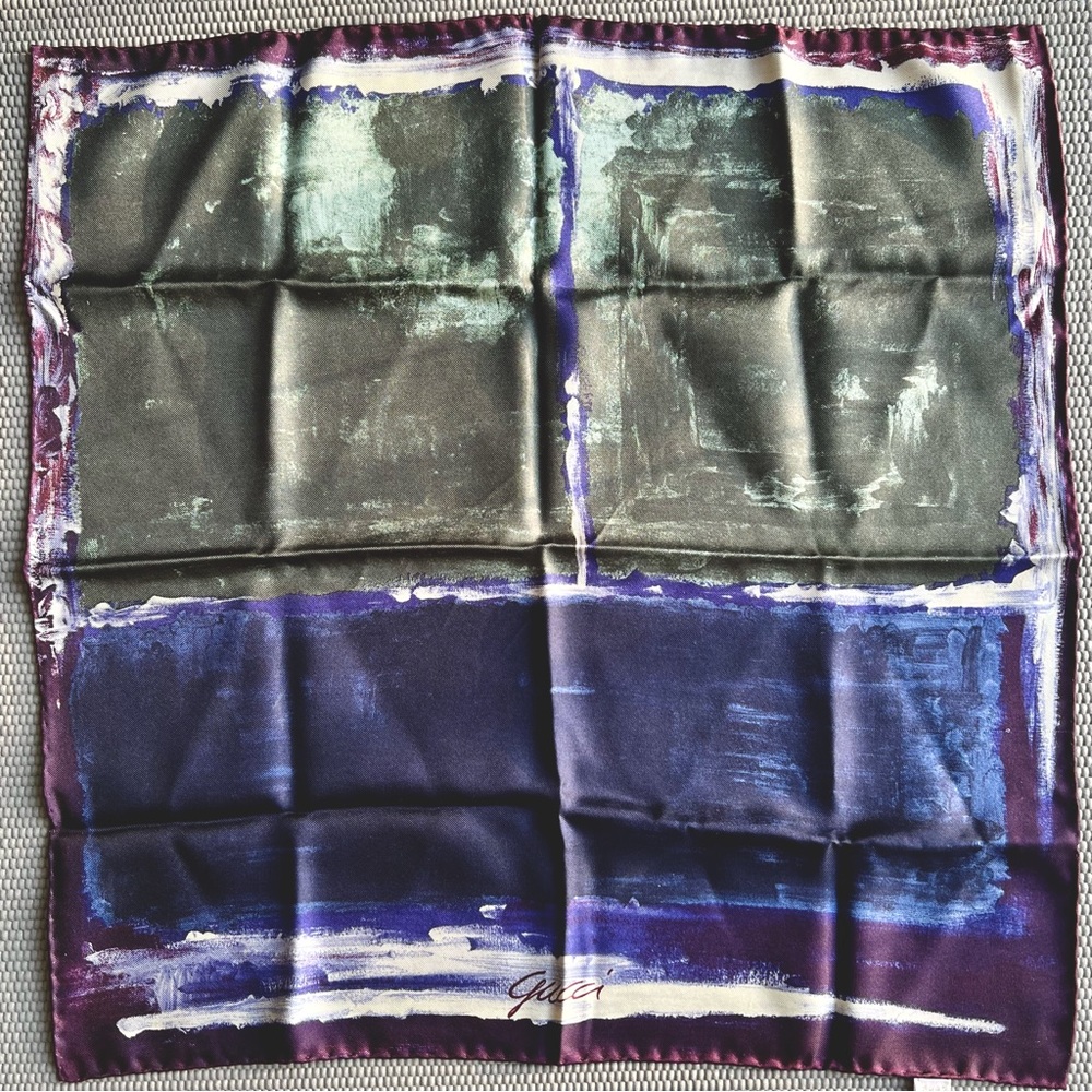 Gucci / Vintage Silk Scarf / 18x18 in